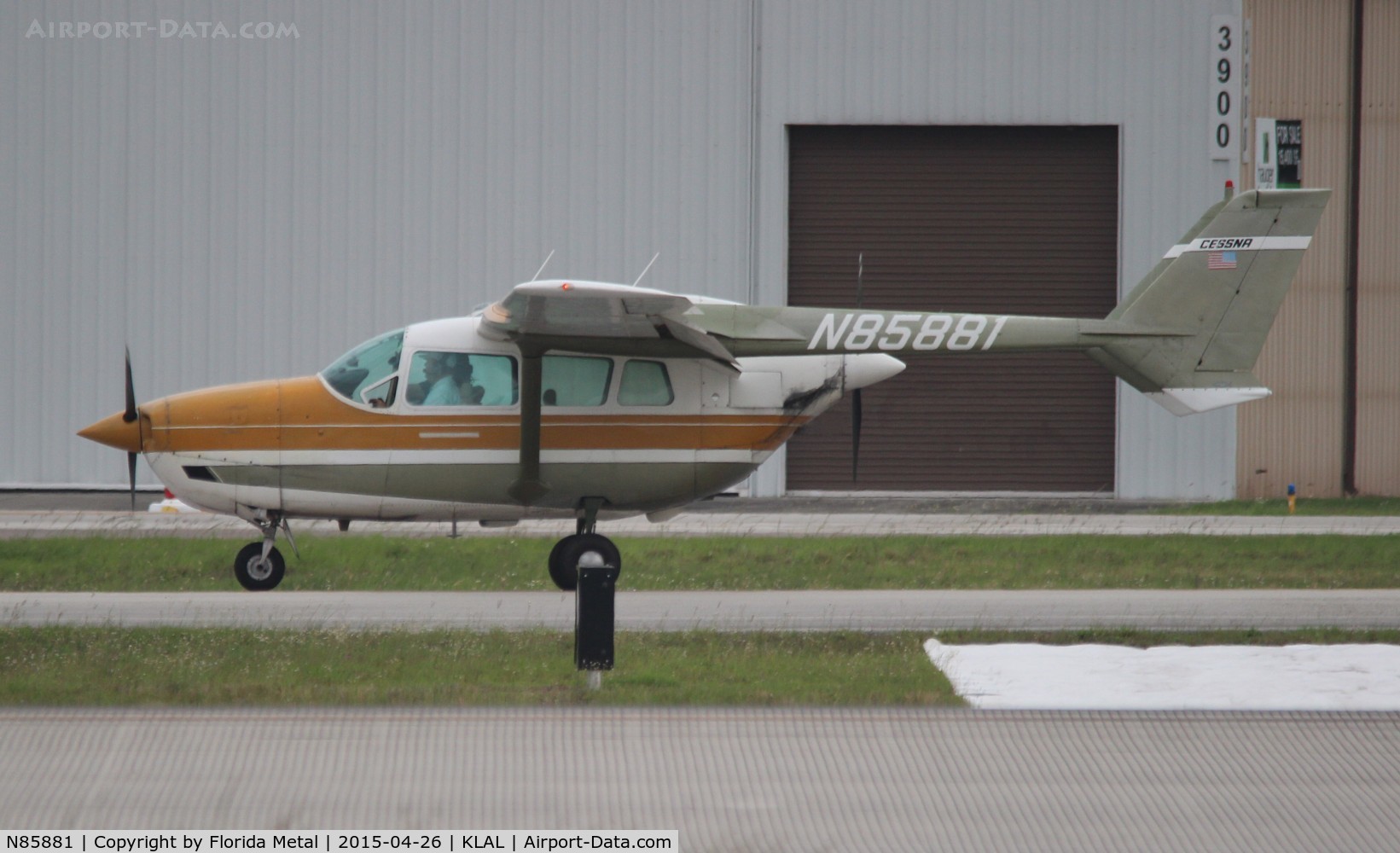 N85881, 1968 Cessna 337D Super Skymaster C/N 337-1009, SNF LAL 2015
