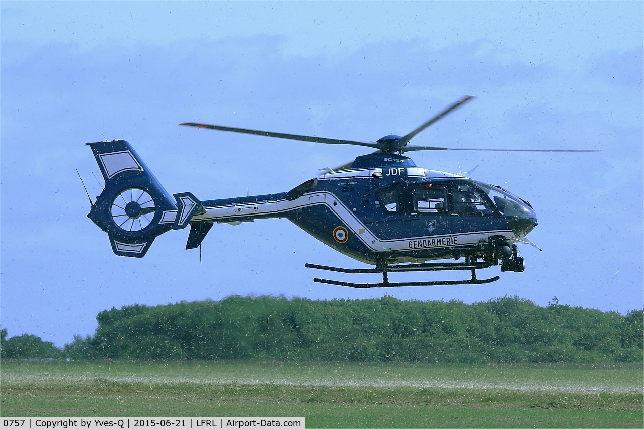 0757, 2009 Eurocopter EC-135T-2 C/N 0757, Eurocopter EC-135T-2, Landing, Lanvéoc-Poulmic Naval Air Base (LFRL) Open day 2015