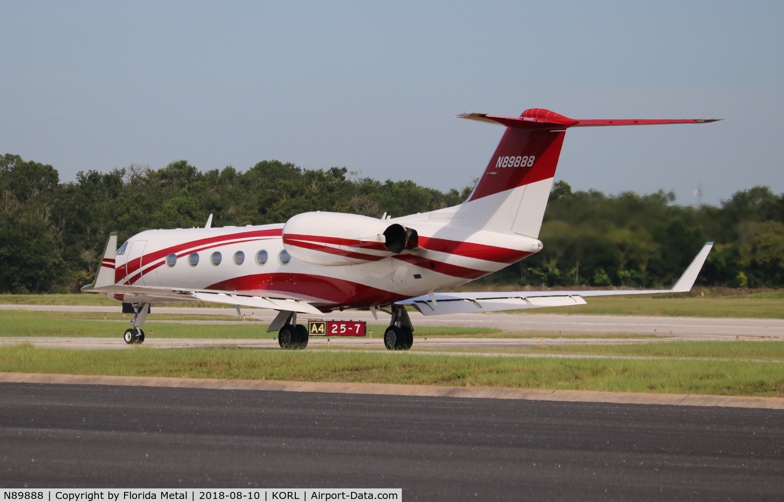 N89888, 1997 Gulfstream Aerospace G-IV C/N 1306, ORL spotting 2018