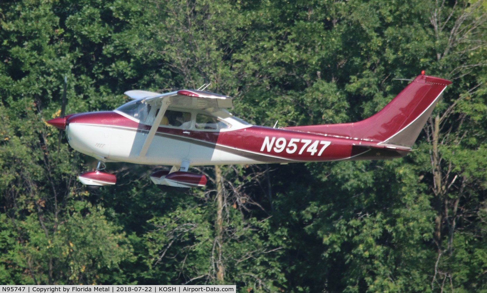 N95747, 1978 Cessna 182Q Skylane C/N 18266617, EAA OSH 2018