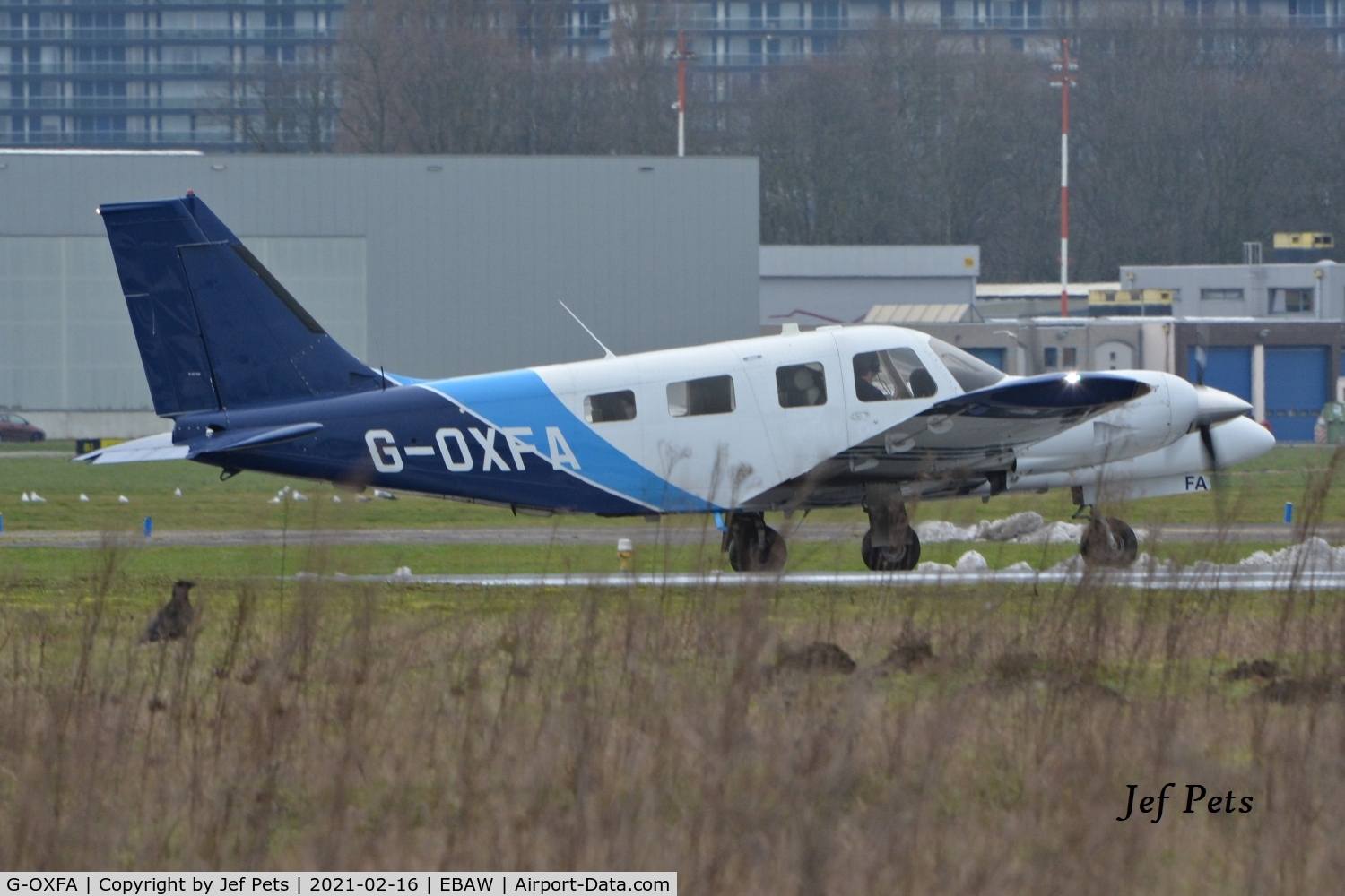G-OXFA, 2013 Piper PA-34-220T Seneca V C/N 34-49479, Training flights at Antwerp.