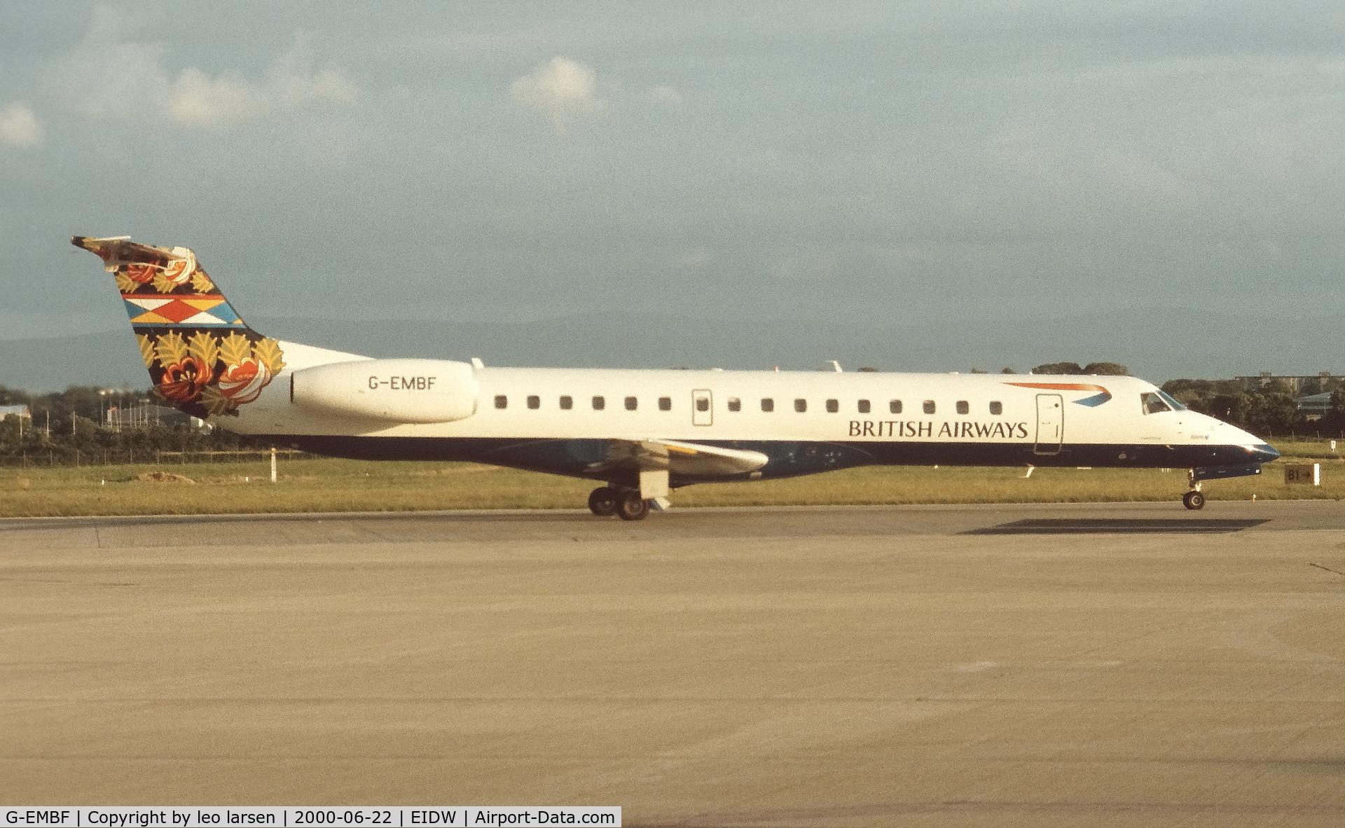 G-EMBF, 1998 Embraer EMB-145EU (ERJ-145EU) C/N 145088, Dublin 22.6.2000