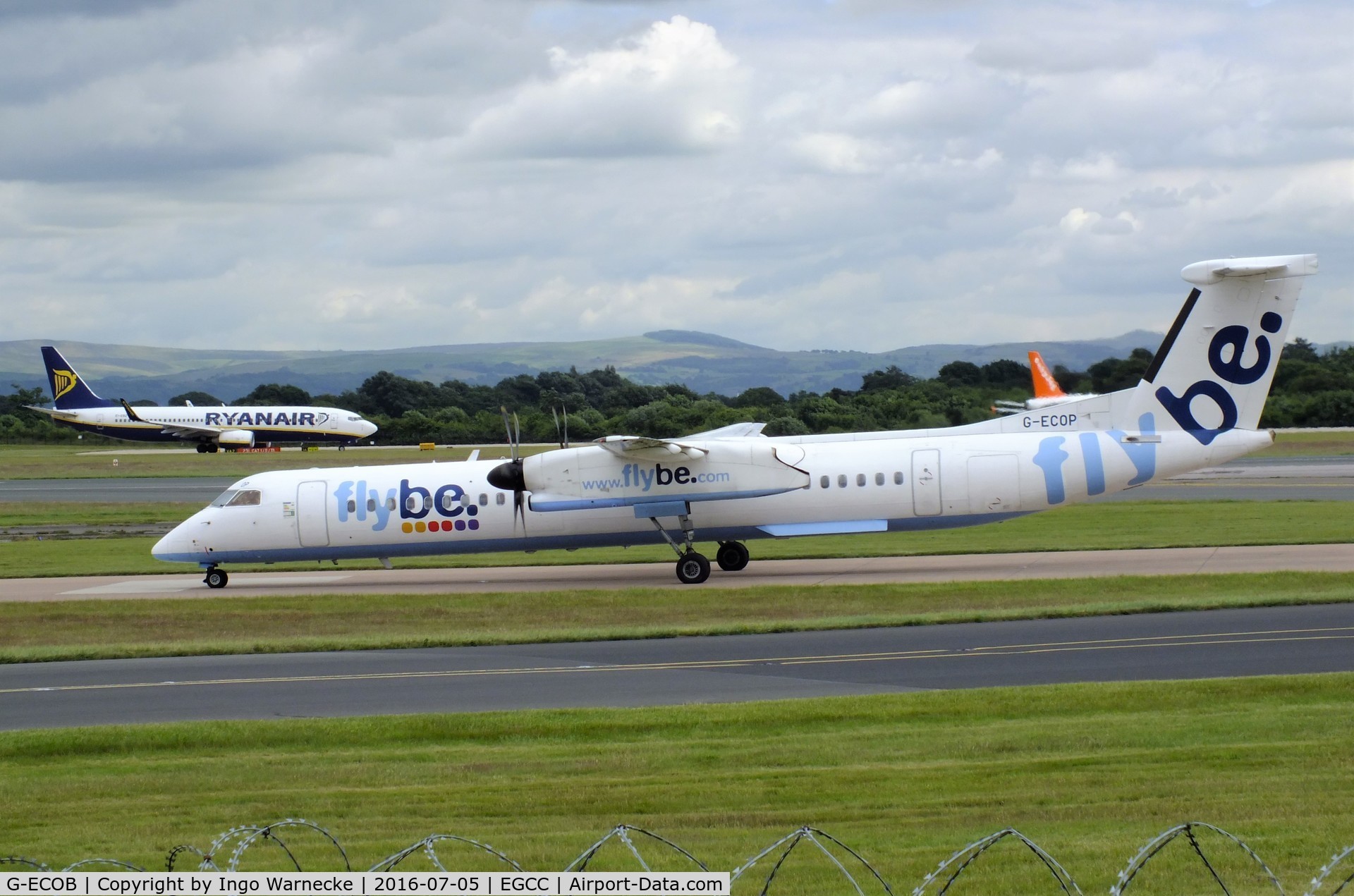 G-ECOB, 2007 De Havilland Canada DHC-8-402Q Dash 8 C/N 4185, De Havilland Canada DHC-8-402Q (Dash 8) of flybe at Manchester airport