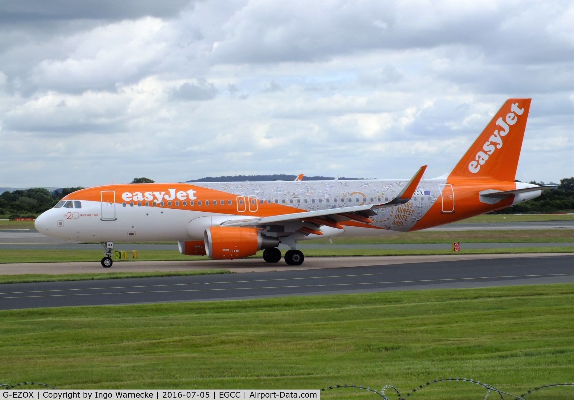 G-EZOX, 2015 Airbus A320-214 C/N 6837, Airbus A320-214 of easyJet in special '20 years jubilee' colours at Manchester airport