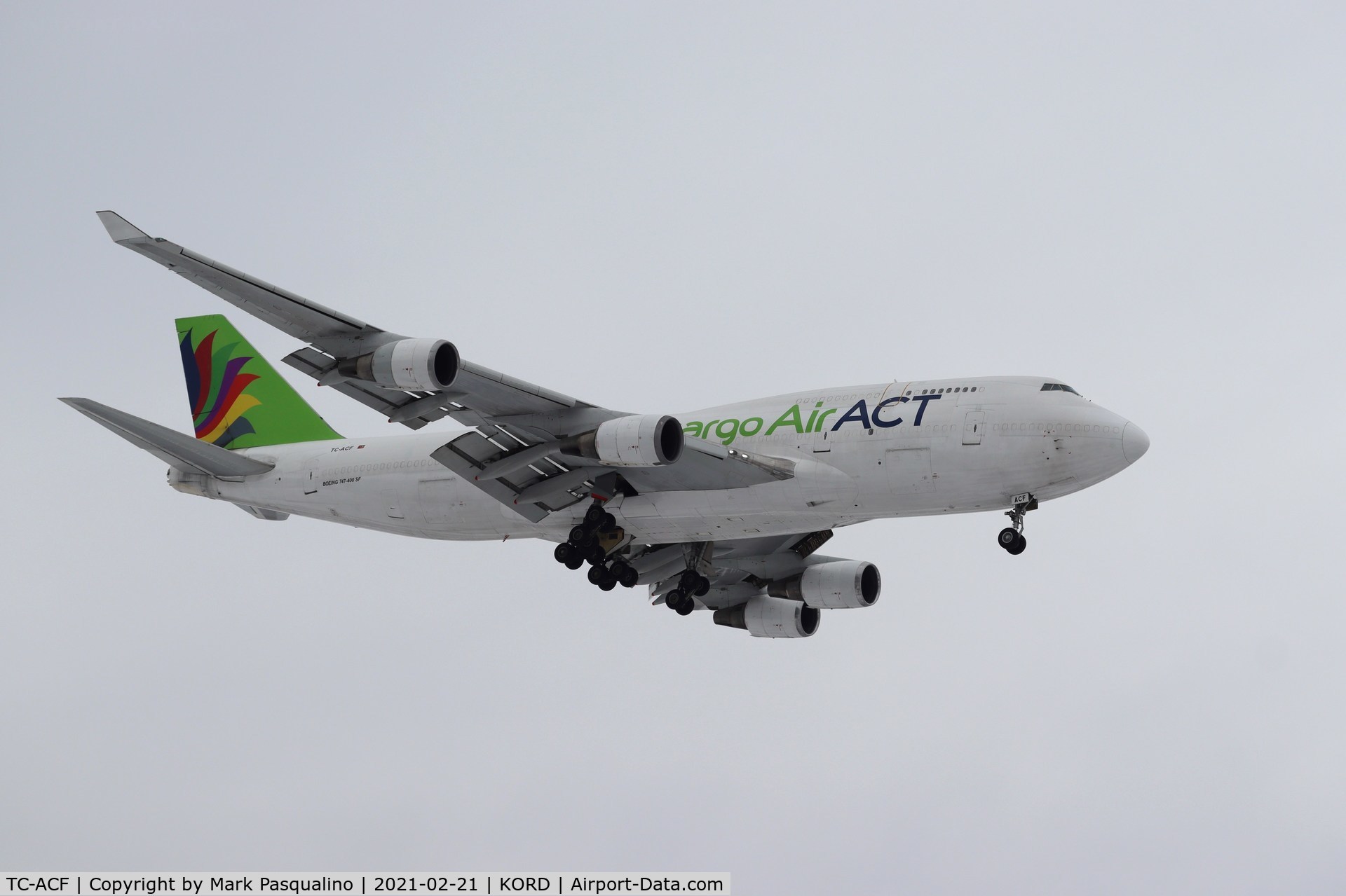 TC-ACF, , Boeing 747-481BDS(F)