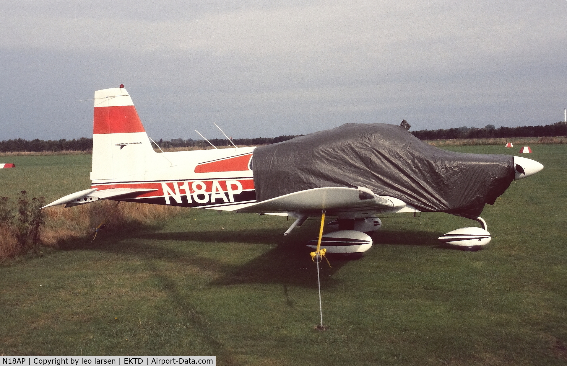 N18AP, 1976 Grumman American AA-5B Tiger C/N AA-5B-0291, Tønder 2.10.2000
