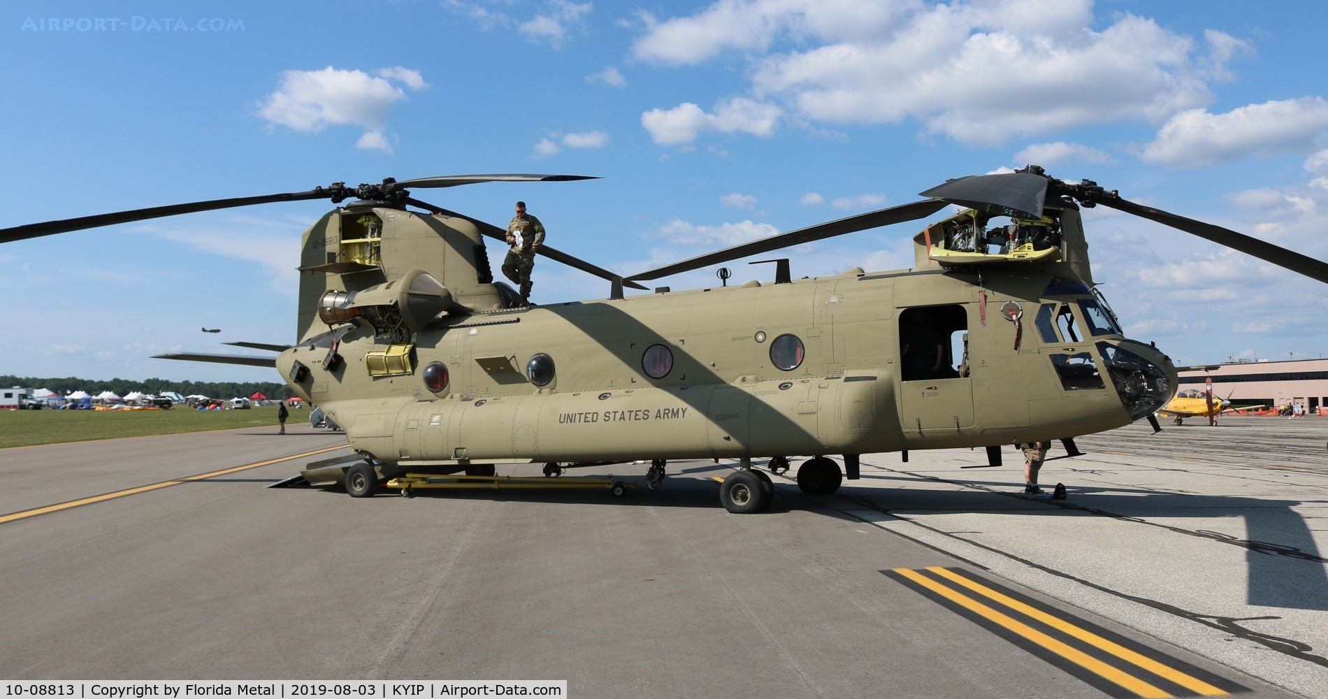10-08813, Boeing CH-47F Chinook C/N M.8813, US Army CH-47
