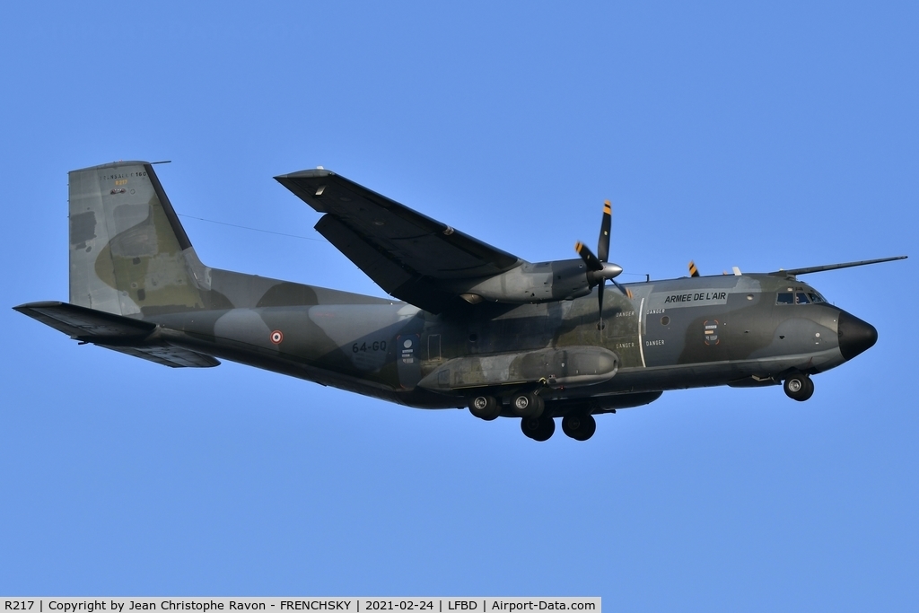 R217, Transall C-160R C/N 220, FRANCE AIR FORCE 64-GQ