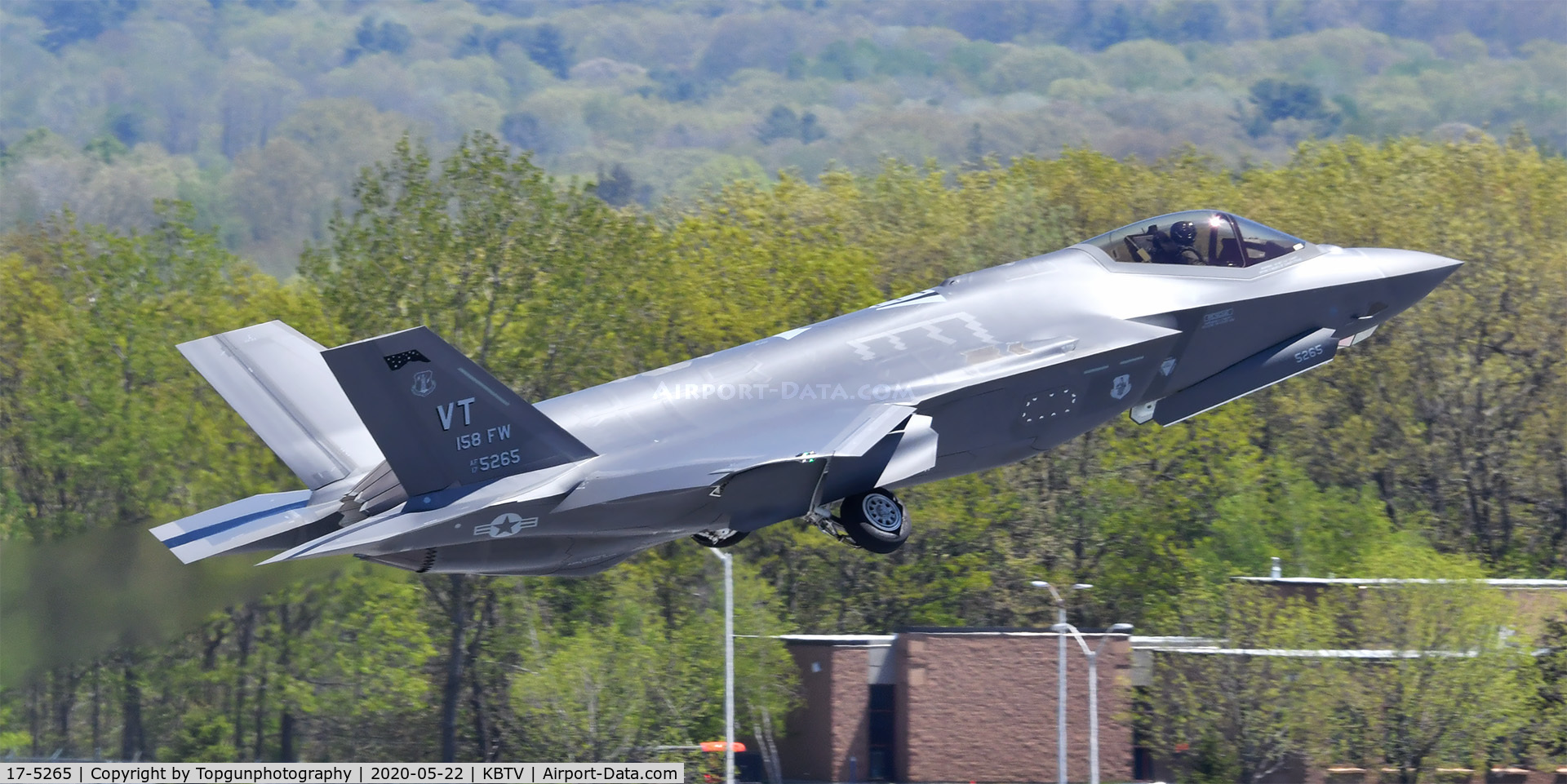 17-5265, 2019 Lockheed Martin F-35A Lightning II C/N AF-207, 158th FW Wing jet lifts off for the 