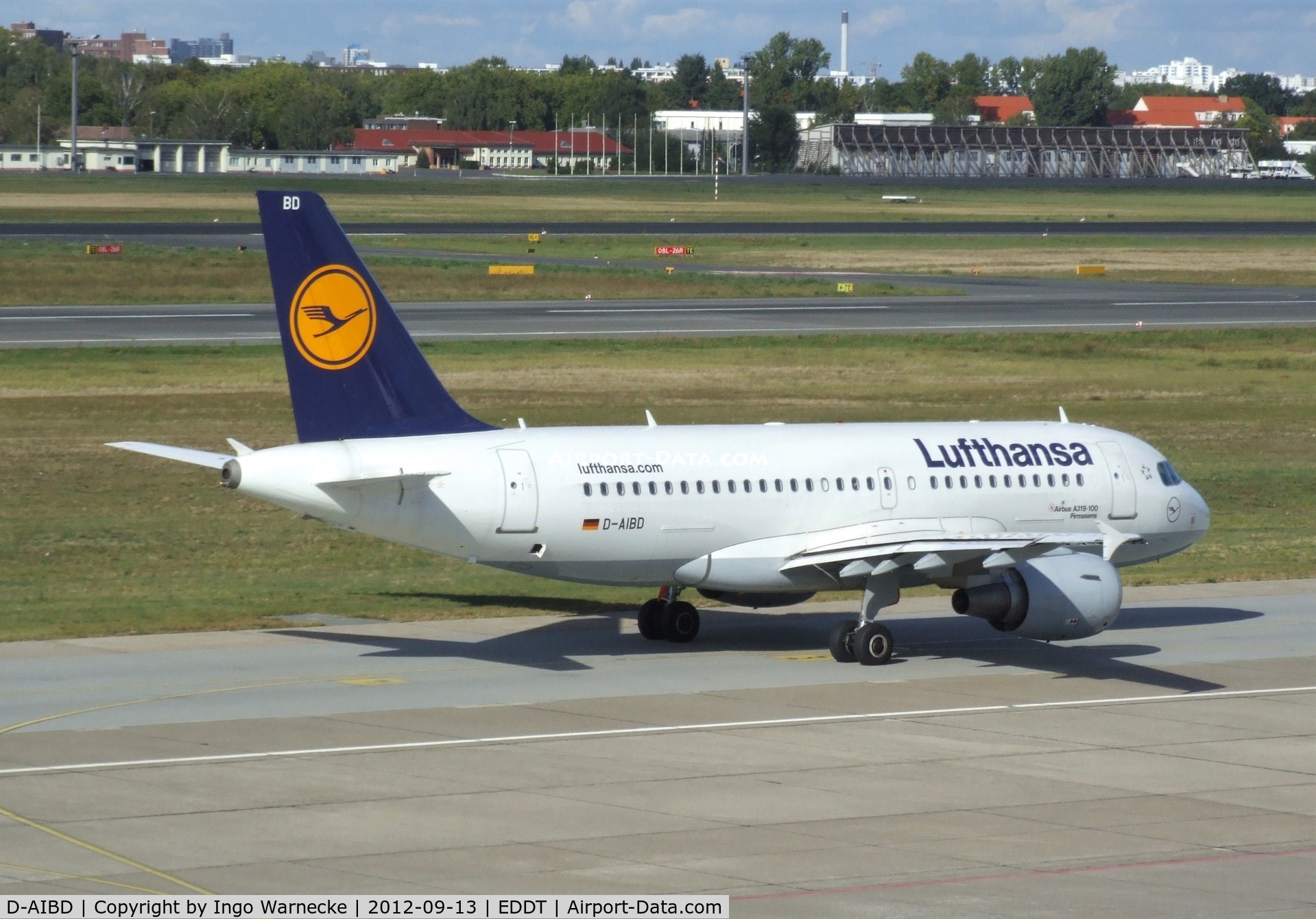 D-AIBD, 2010 Airbus A319-112 C/N 4455, Airbus A319-112 of Lufthansa at Berlin-Tegel airport