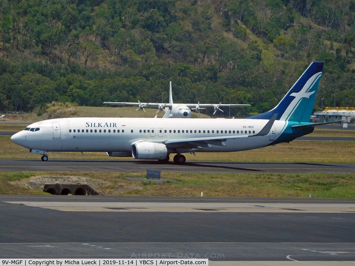 9V-MGF, 2014 Boeing 737-8SA C/N 44222, At Cairns