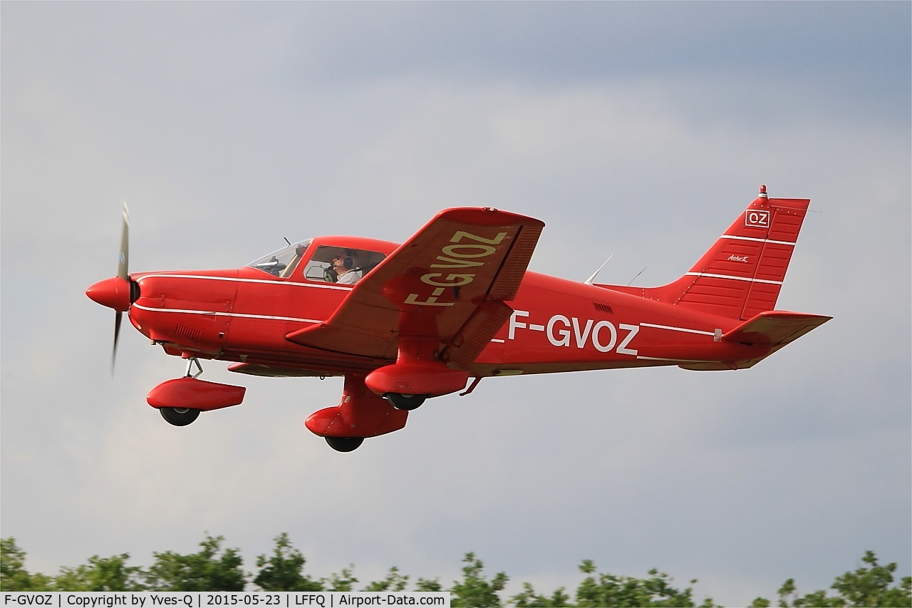 F-GVOZ, Piper PA-28-181 Archer C/N 2890061, Piper PA-28-181 Archer, Take off, La Ferté-Alais (LFFQ) during Air show 2015