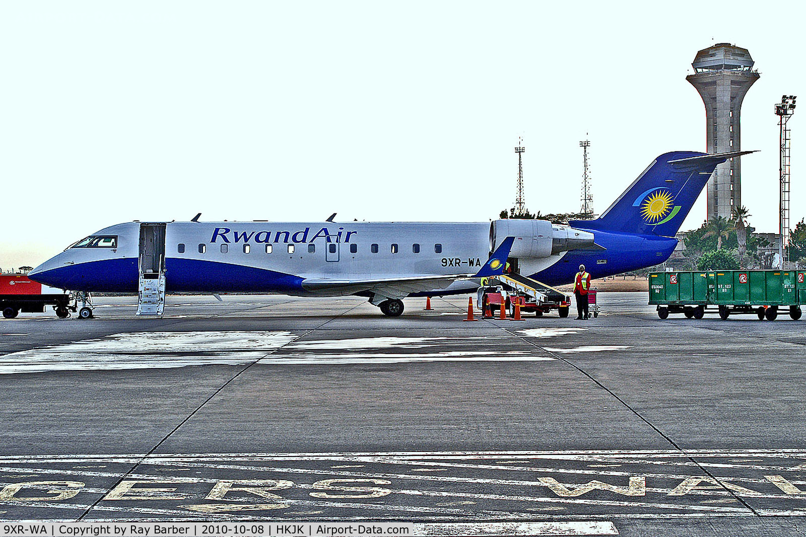 9XR-WA, 2000 Bombardier CRJ-200ER (CL-600-2B19) C/N 7439, 9XR-WA   Canadair CRJ-200LR [7439] (RwandAir) Nairobi-Jomo Kenyatta Int'l~5Y 08/10/2010
