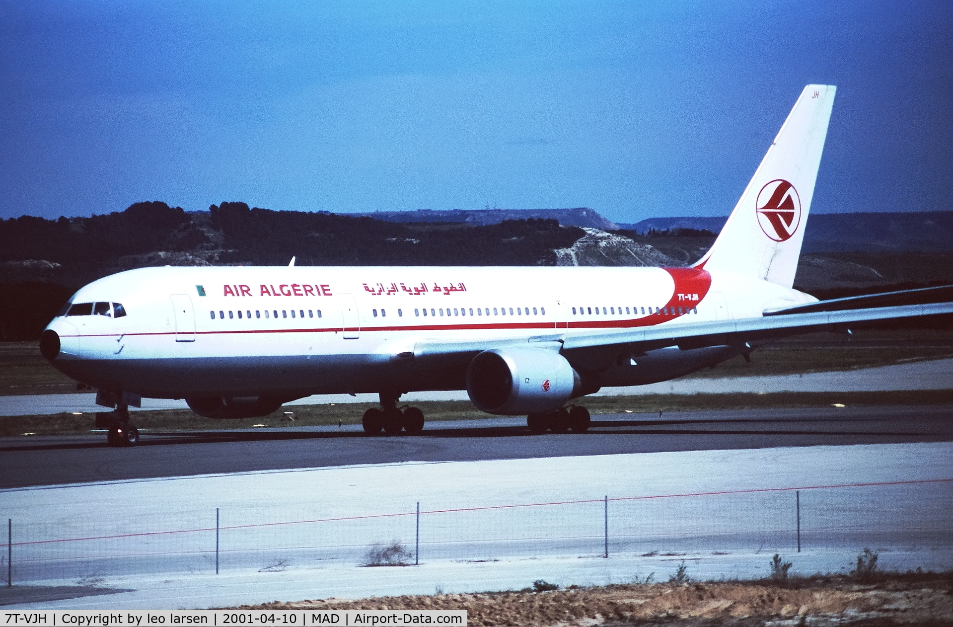 7T-VJH, Boeing 767-3D6 C/N 24767-323, Madrid 10.4.2001