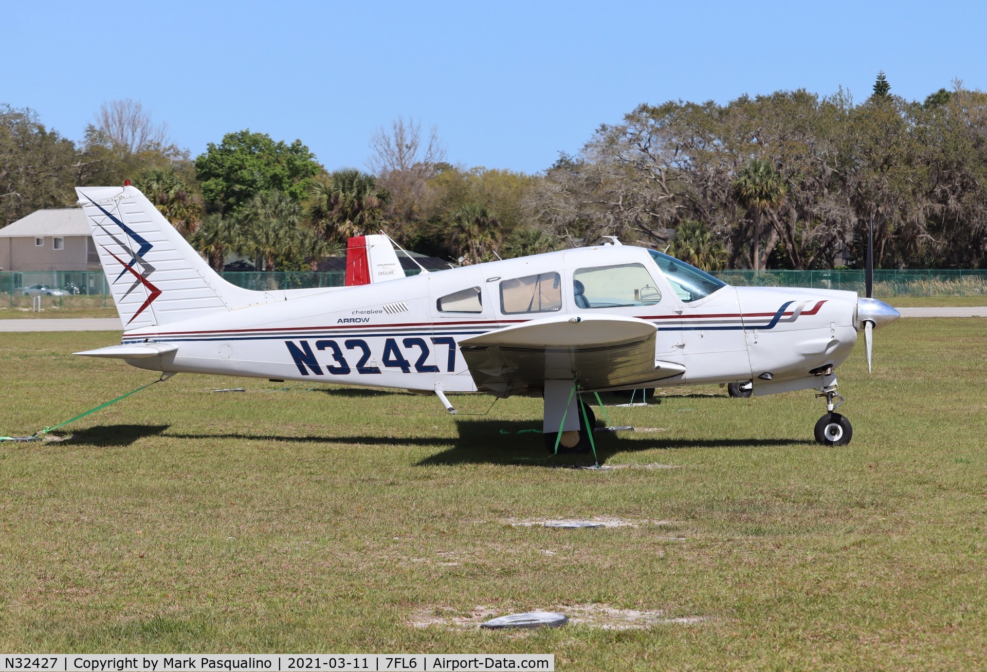 N32427, 1974 Piper PA-28R-200 C/N 28R-7535054, Piper PA-28R-200