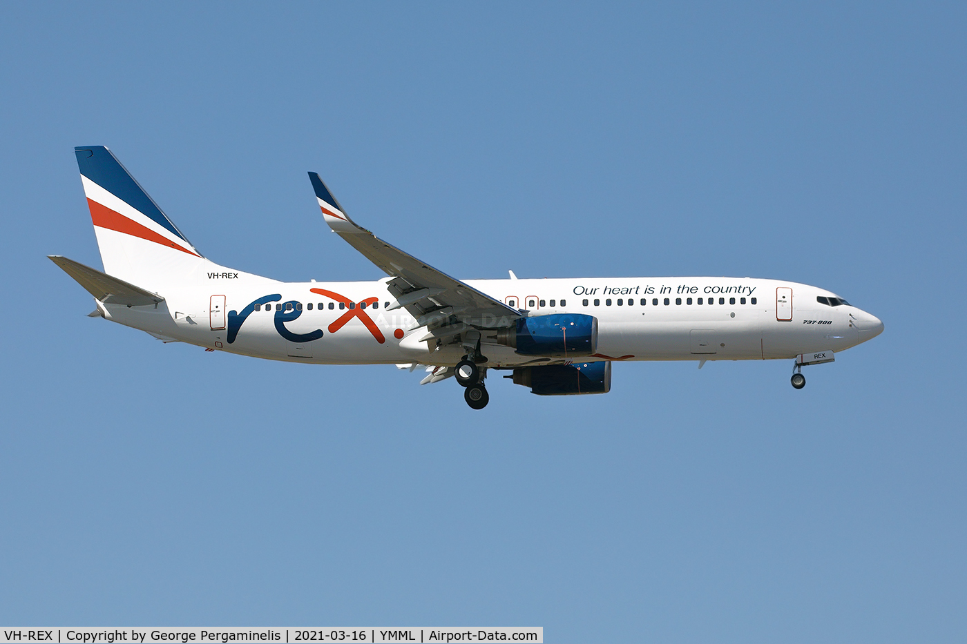 VH-REX, 2010 Boeing 737-8FE C/N 36609, On short final, runway 16.