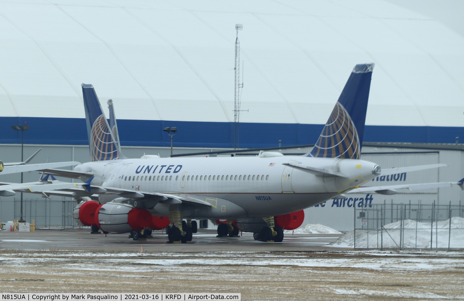 N815UA, 1998 Airbus A319-131 C/N 867, Airbus A319-131