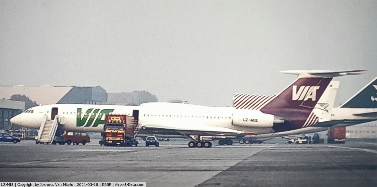 LZ-MIS, 1990 Tupolev Tu-154M C/N 90A863, Brucargo scan from slide