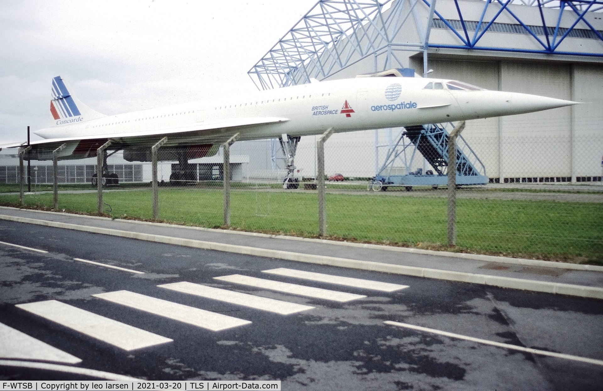 F-WTSB, 1973 Aerospatiale-BAC Concorde 101 C/N 201, Toulouse 9.4.2002
