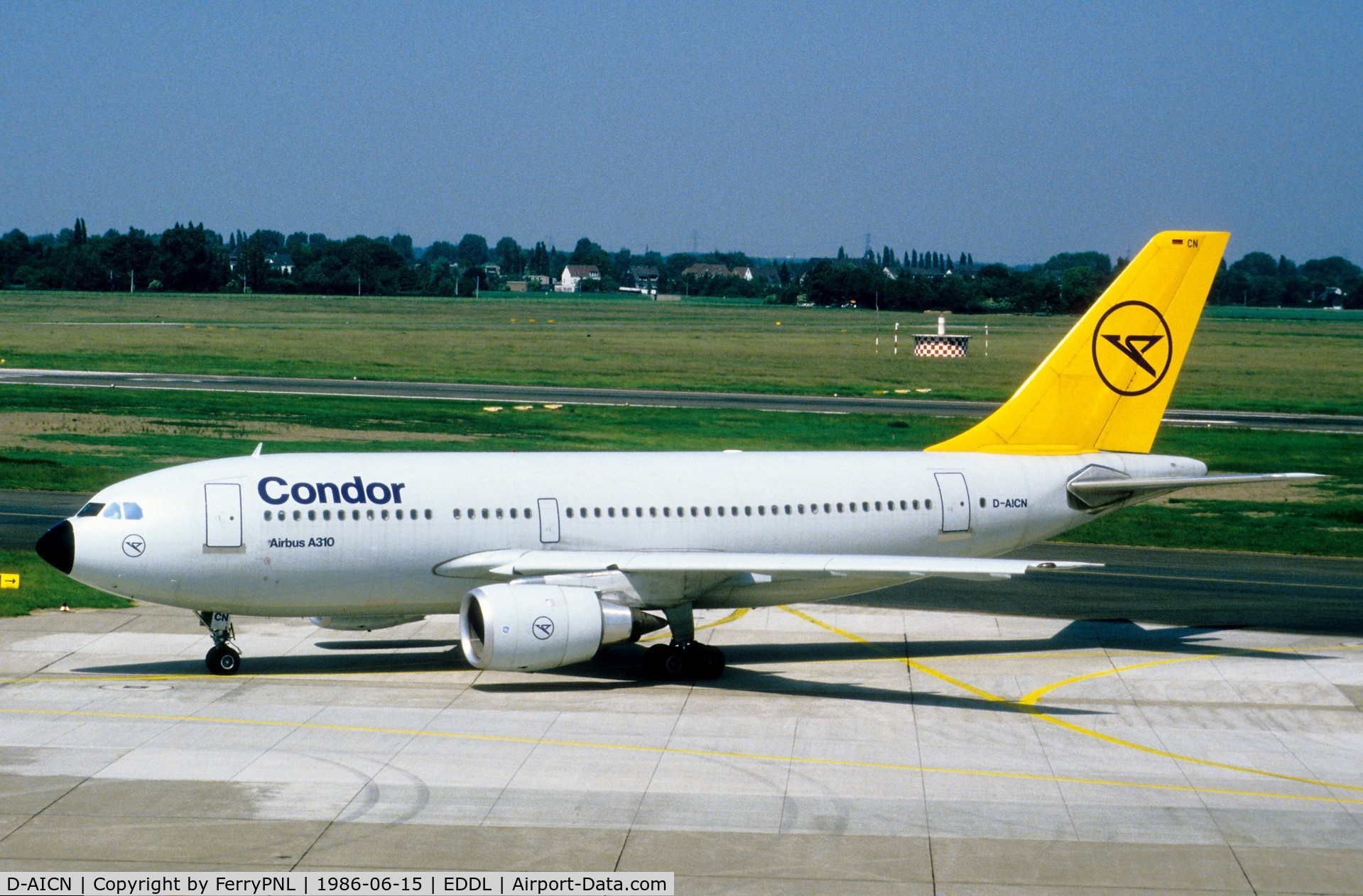 D-AICN, 1985 Airbus A310-203 C/N 359, Condor A310 arriving