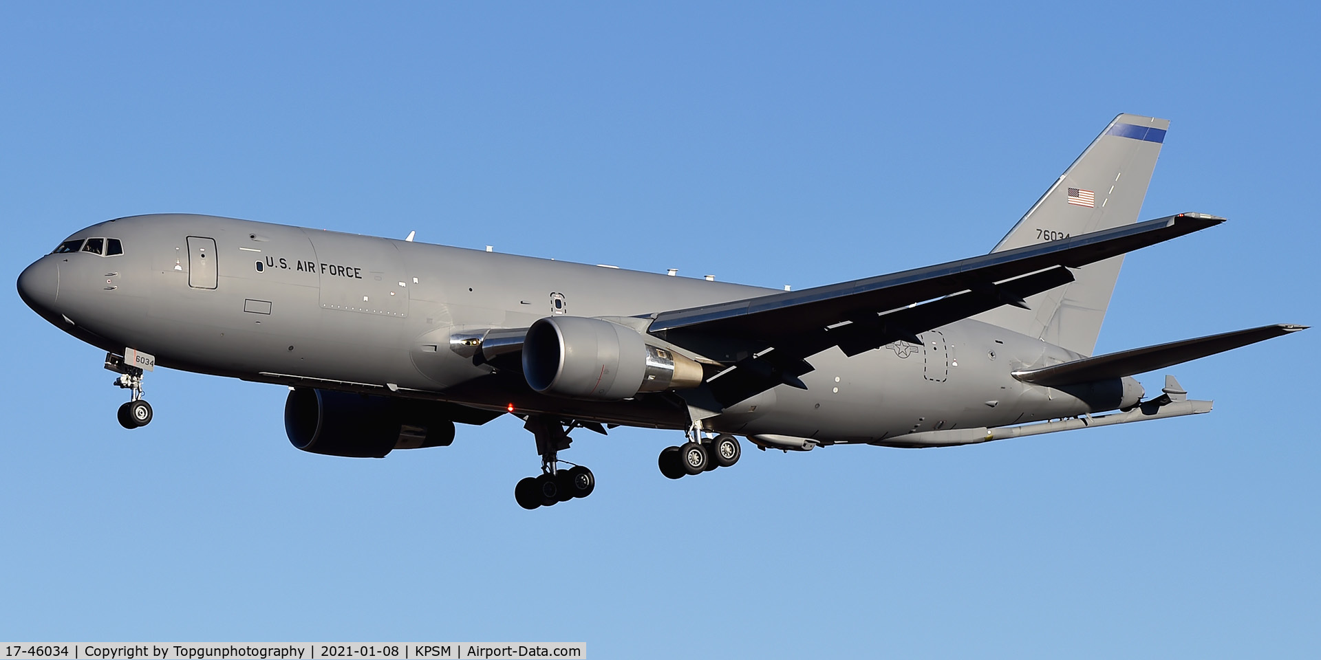 17-46034, 2018 Boeing KC-46A Pegasus C/N 34114, PACK82 on a short approach to RW34