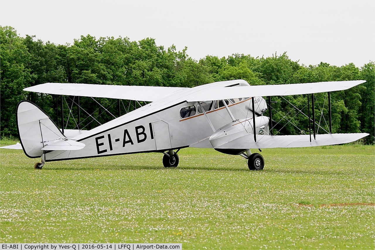 EI-ABI, 1936 De Havilland DH-84 Dragon 2 C/N 6105, De Havilland DH-84 Dragon 2, Taxiing to parking area, La Ferté-Alais airfield (LFFQ) Air show 2016