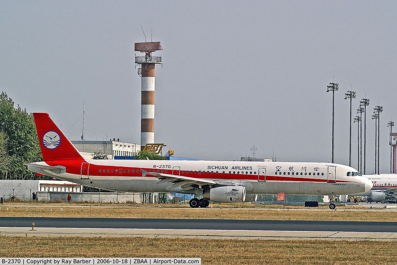 B-2370, 1998 Airbus A321-231 C/N 878, B-2370   Airbus A321-231 [0878] (Sichuan Airlines) Beijing Capital Int'l~B 18/10/2006