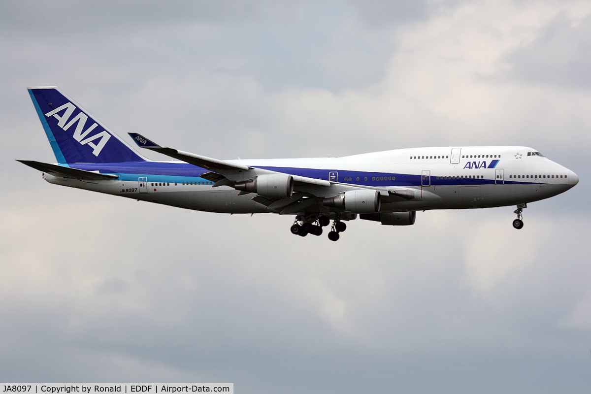 JA8097, 1991 Boeing 747-481 C/N 25135, at fra