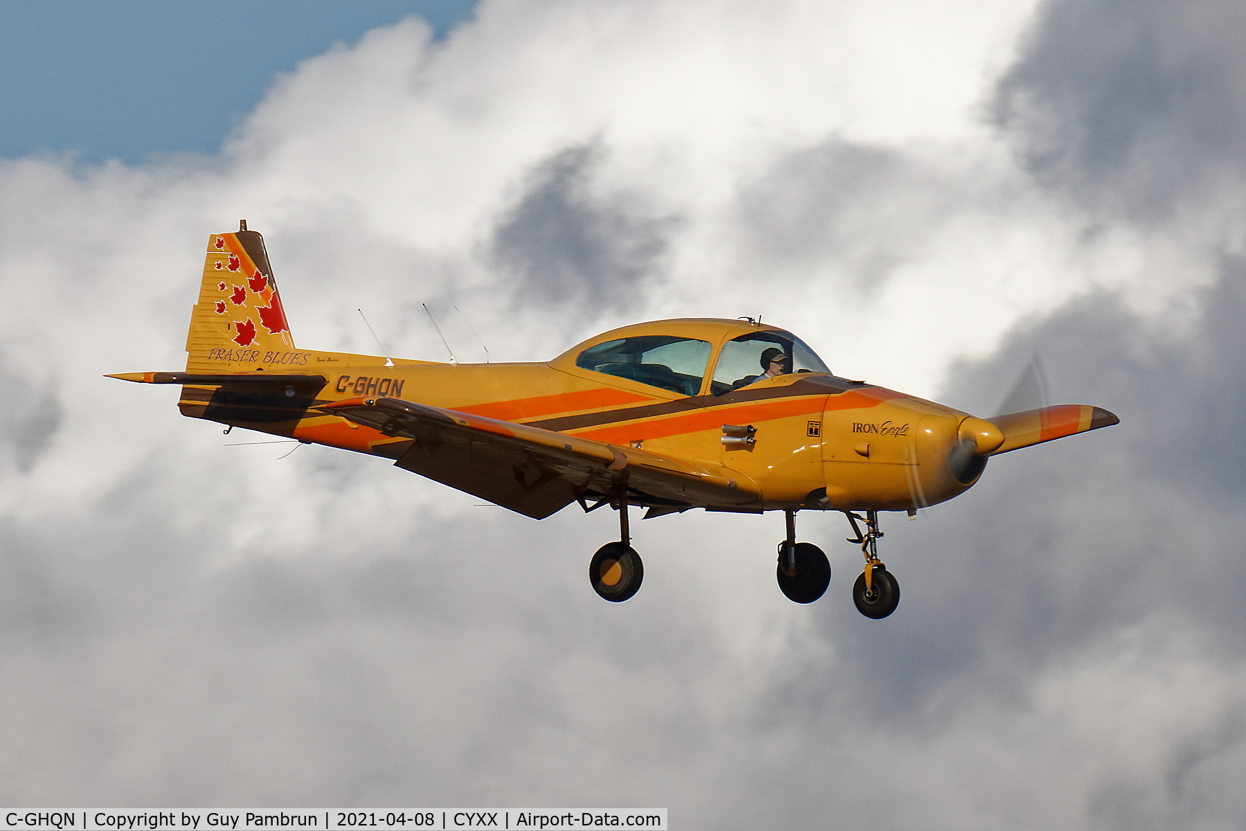 C-GHQN, 1948 Ryan Navion A C/N NAV-4-1524, Landing on 19