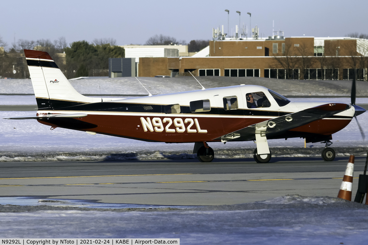 N9292L, 1997 Piper PA-32R-301 C/N 3246092, Plane
