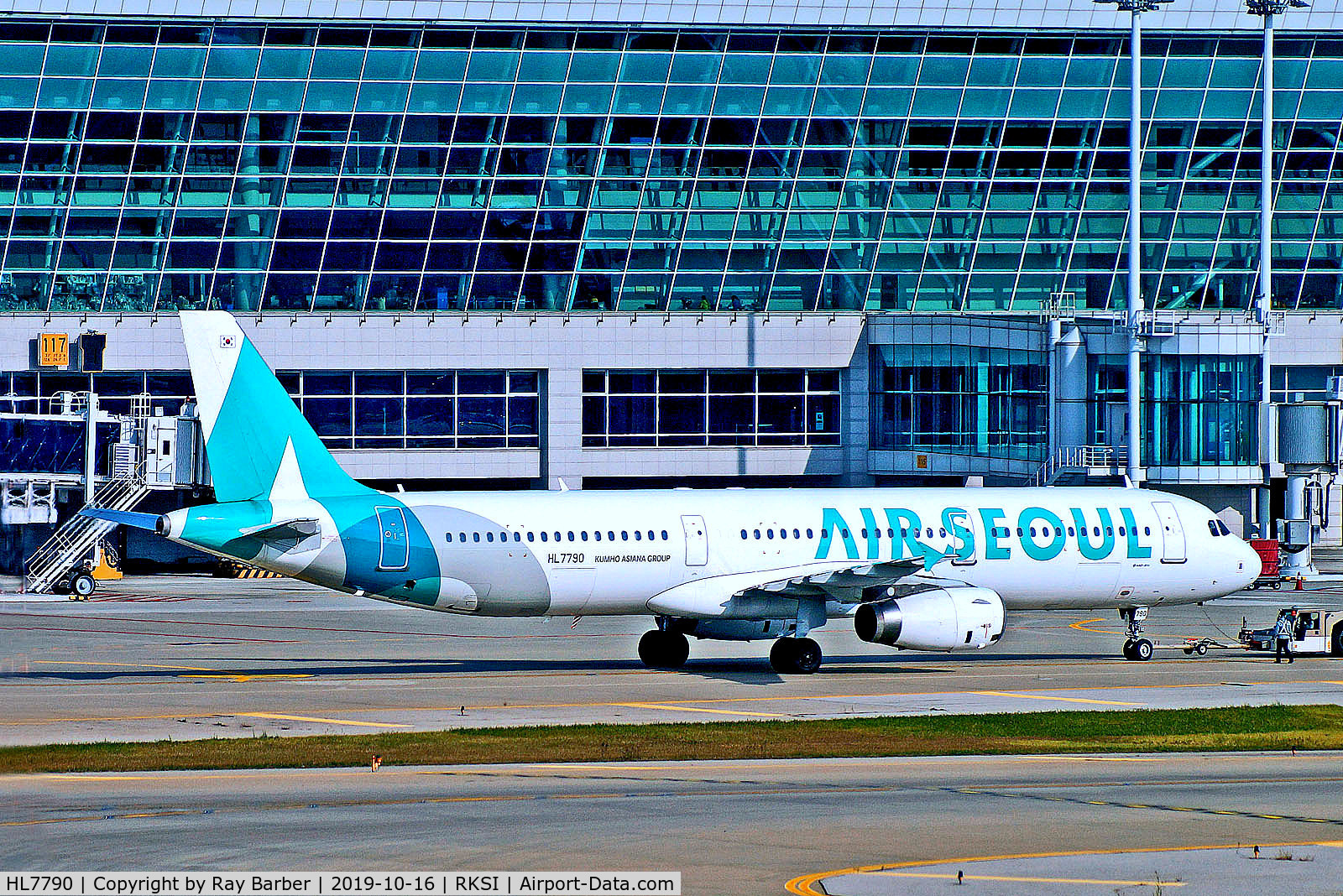 HL7790, 2009 Airbus A321-231 C/N 4142, HL7790   Airbus A321-231 [4142] (Air Seoul) Seoul-Gimpo~HL 16/10/2019