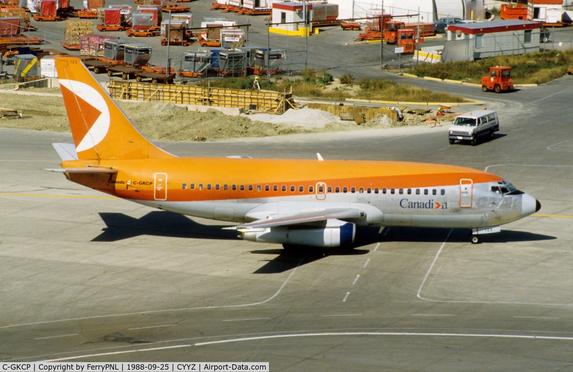C-GKCP, 1982 Boeing 737-217 C/N 22729, Canadian B732