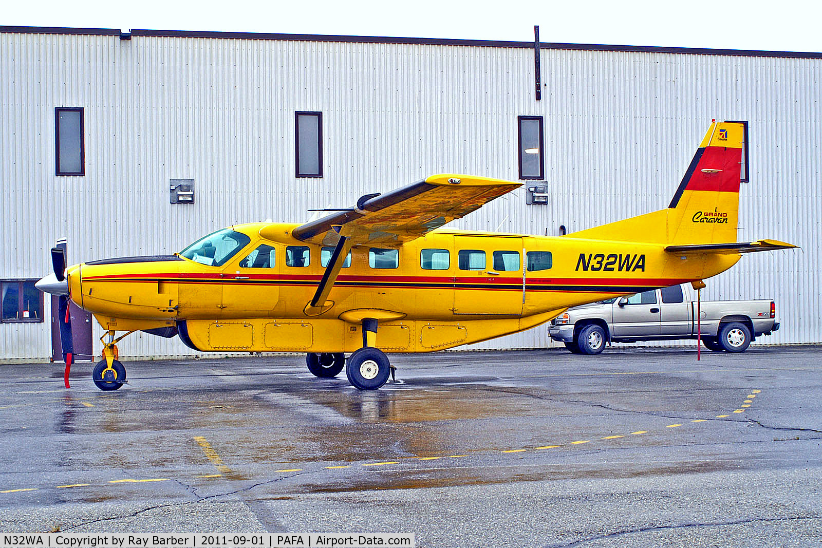 N32WA, 1991 Cessna 208B Grand Caravan C/N 208B0234, N32WA   Cessna 208B Grand Caravan  [208B-0234] Fairbanks Int'l~N 01/09/2011