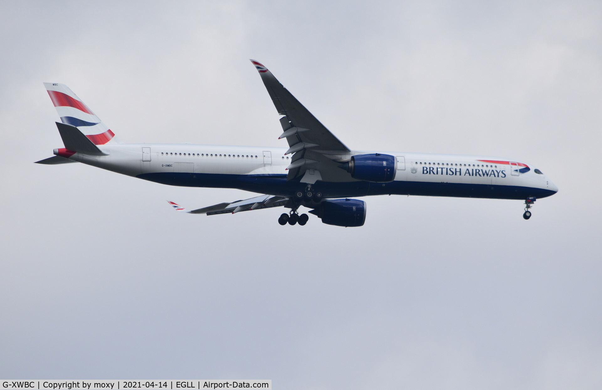 G-XWBC, 2019 Airbus A350-1041 C/N 362, Airbus A350-1041 on finals to 9R London Heathrow.