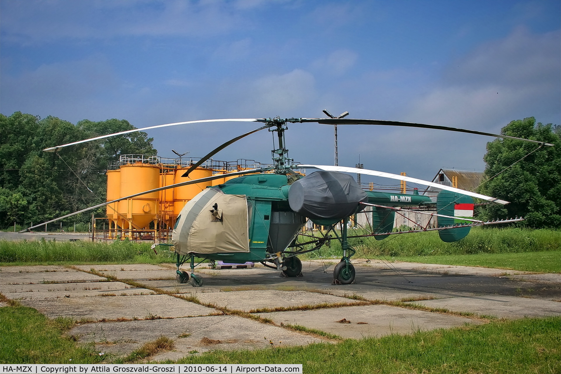 HA-MZX, 1971 Kamov Ka-26 Hoodlum C/N 7102003, Sárvár agricultural airport and take-off field, Hungary