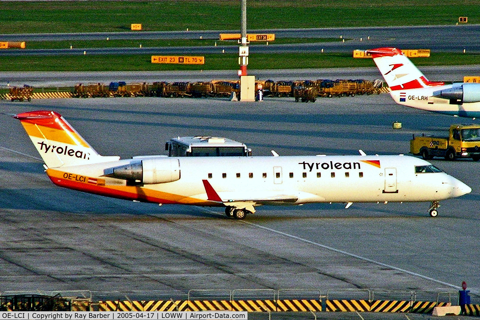 OE-LCI, 1996 Canadair CRJ-200LR (CL-600-2B19) C/N 7133, OE-LCI   Canadair CRJ-200LR [7133] (Tyrolean Airways) Vienna-Schwechat~OE 17/04/2005