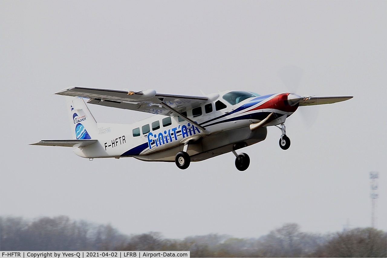 F-HFTR, 2008 Cessna 208B Grand Caravan C/N 208B-2041, Cessna 208B Grand Caravan, Take off rwy 07R, Brest-Bretagne Airport (LFRB-BES)