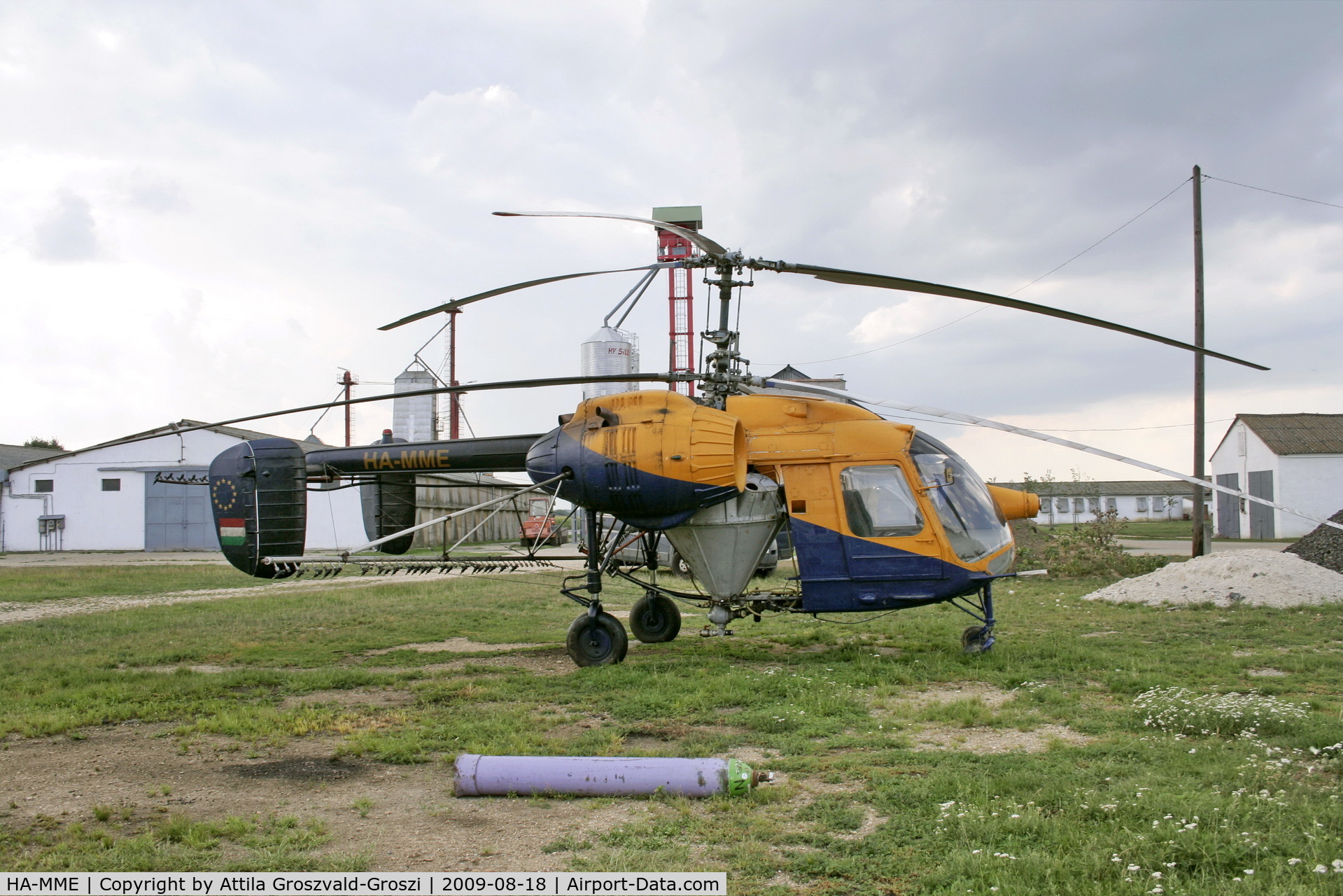 HA-MME, 1970 Kamov Ka-26 Hoodlum C/N 7001102, Ikervár agricultural airport and take-off field