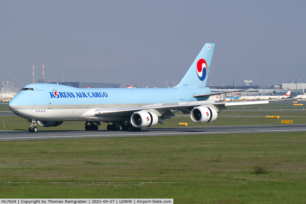 HL7624, 2013 Boeing 747-8B5F C/N 37656, Korean Air Cargo Boeing 747-8B5(F)