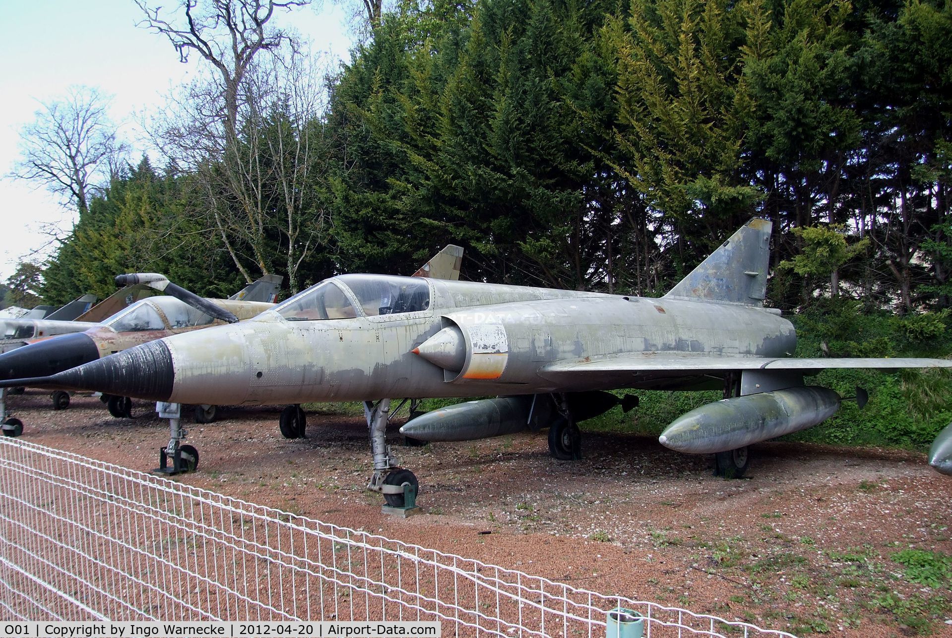 O01, Dassault Mirage IIIO C/N 001, Dassault Mirage III O at the Musee de l'Aviation du Chateau, Savigny-les-Beaune