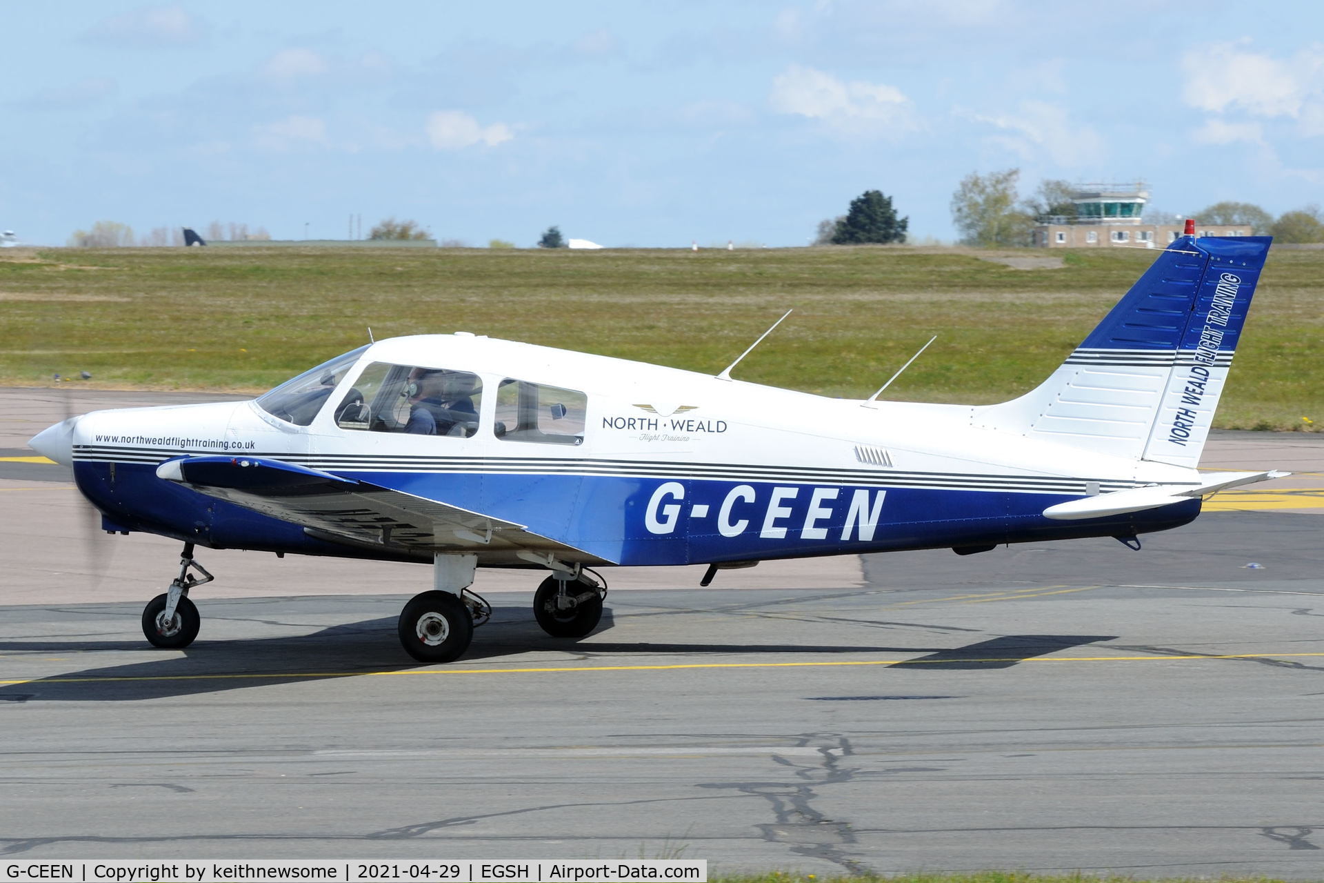 G-CEEN, 1990 Piper PA-28-161 Cadet C/N 2841293, Arriving at Norwich from North Weald.