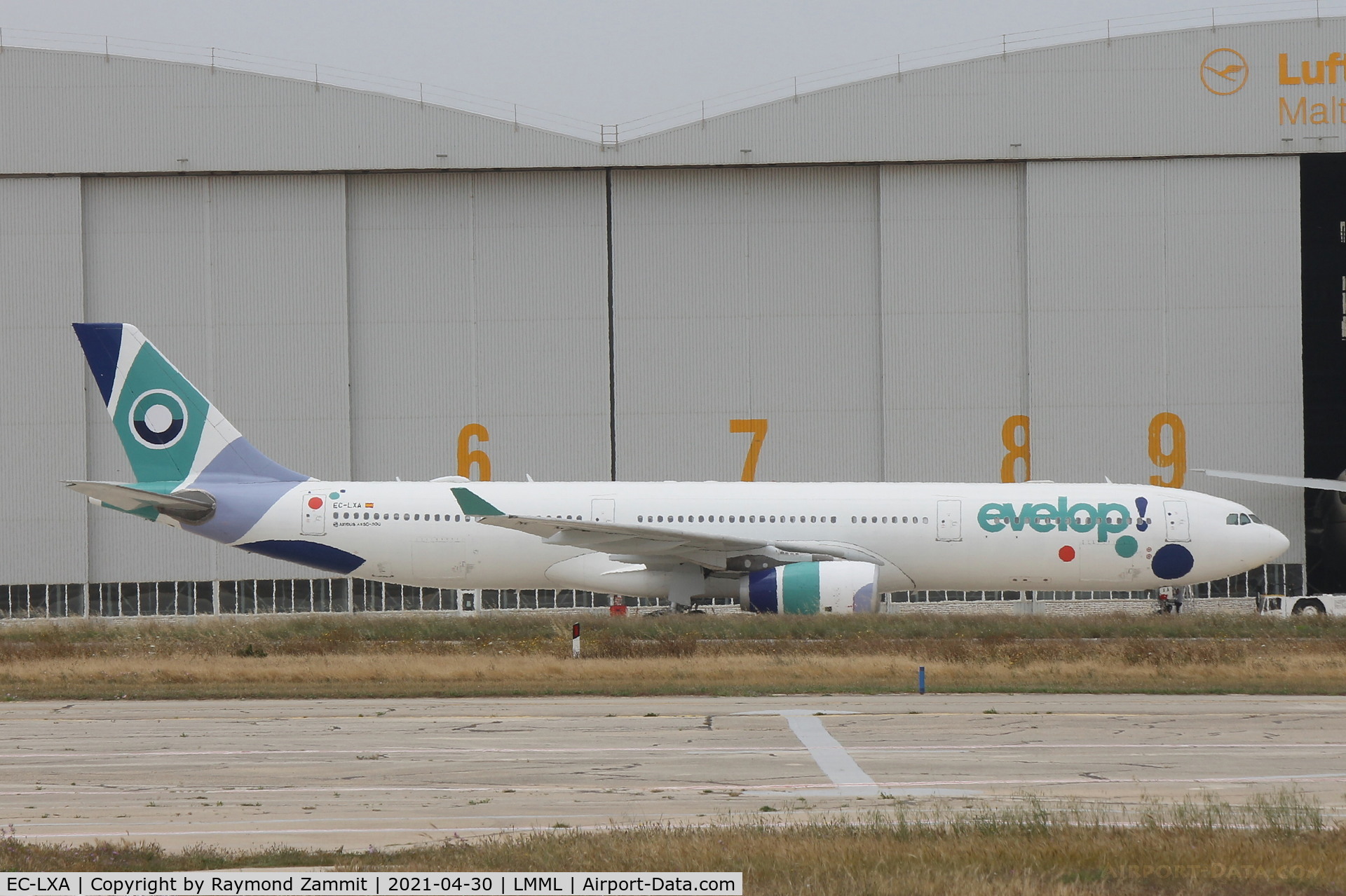 EC-LXA, 2005 Airbus A330-343X C/N 670, A330 EC-LXA Evelop Airlines