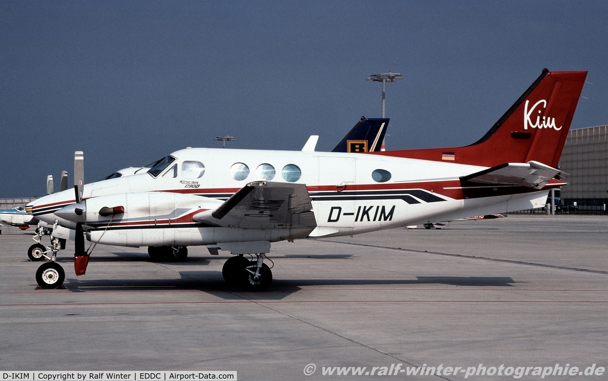 D-IKIM, 1992 Beech C90B King Air C/N LJ-1324, Beech C90B King Air - Kimmerle Gewerbebau - LJ-1324 - D-IKIM - 1996 - DRS