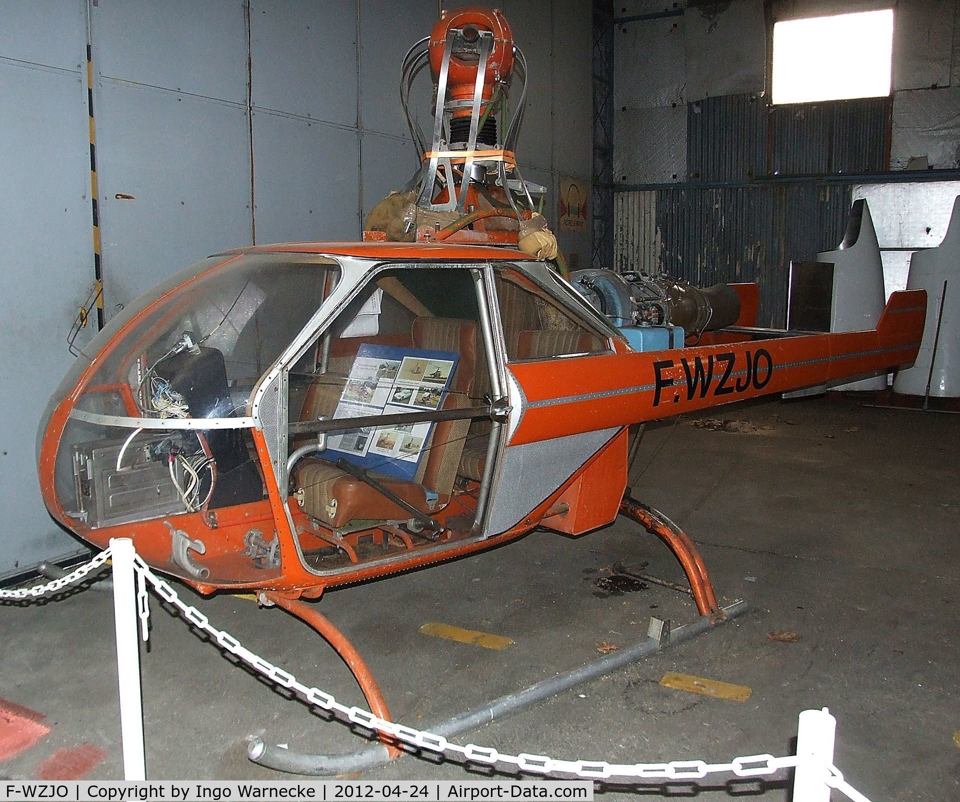 F-WZJO, 1984 Dechaux Helicop-jet C/N 02, Dechaux Helicop-Jet (minus rotor blades) being restored at the EALC Musee de l'Aviation Clement Ader, Lyon-Corbas