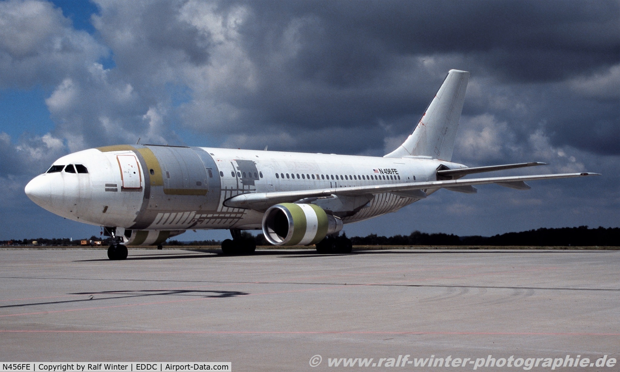 N456FE, 1984 Airbus A310-222 C/N 318, Airbus A310-222F - FX FDX Federal Express ex F-OHPQ Air Djibouti -318 - N456FE - 2001 - DRS