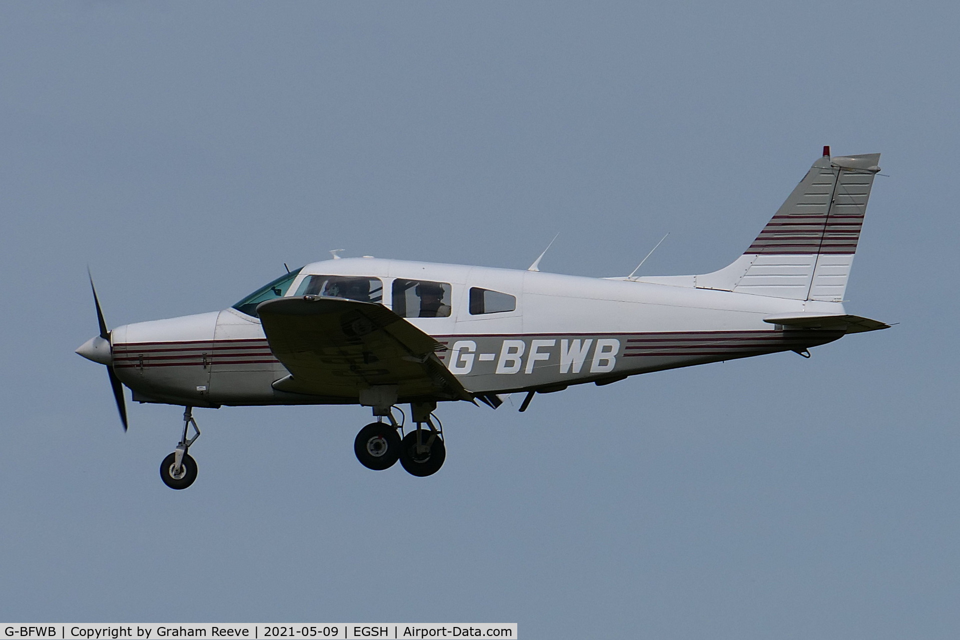 G-BFWB, 1978 Piper PA-28-161 Cherokee Warrior II C/N 28-7816584, Landing at Norwich.