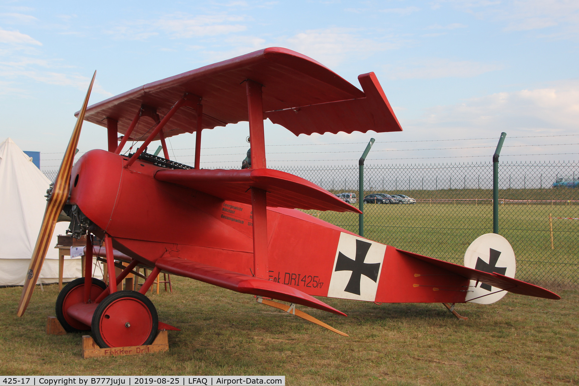 425-17, Fokker Dr.1 Triplane Replica C/N Not found 425-17 (1), during Albert Airshow