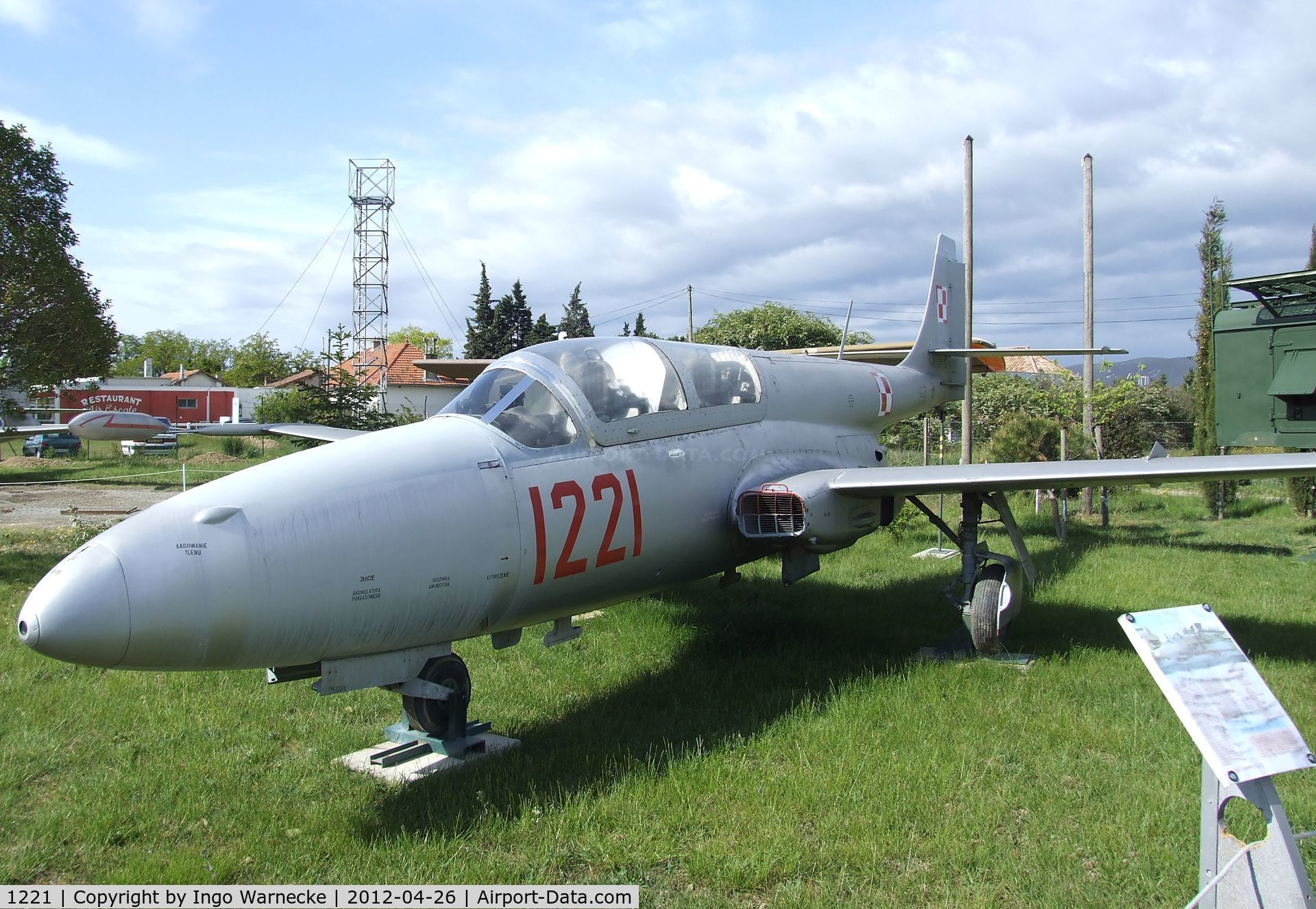 1221, PZL-Mielec TS-11 Iskra bis DF C/N 3H-1121, PZL TS-11 Iskra bis DF at the Musée Européen de l'Aviation de Chasse, Montelimar Ancone airfield
