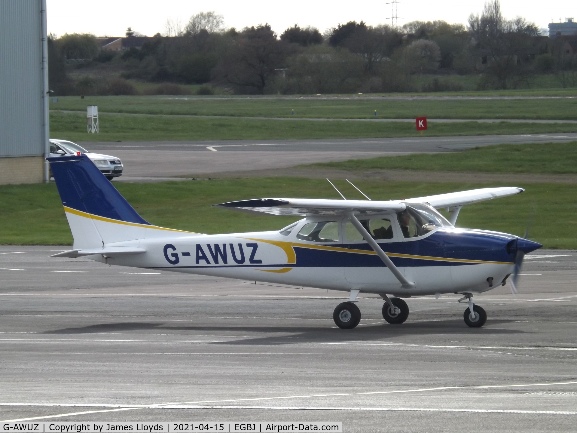 G-AWUZ, 1968 Reims F172H Skyhawk C/N 0587, At Gloucestershire Airport.