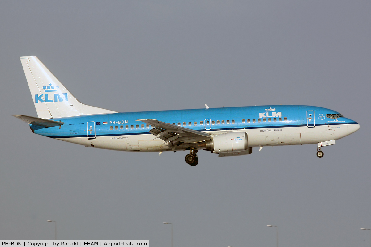 PH-BDN, 1988 Boeing 737-306 C/N 24261, at spl